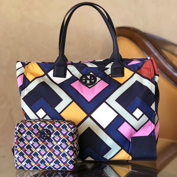 Tory Burch Handbags - NWT Tory Burch geometric pattern Emma tote&case